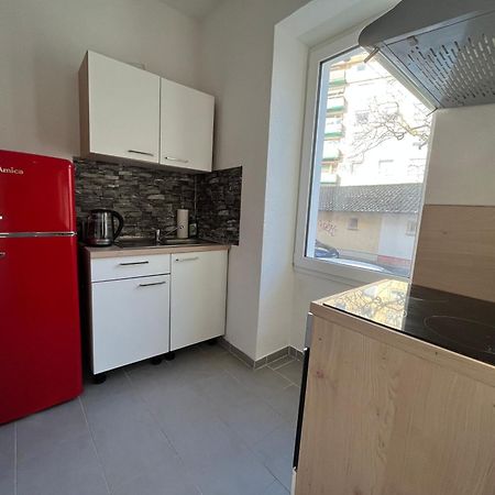 Simplex Apartments Am Europaplatz Karlsruhe Bilik gambar