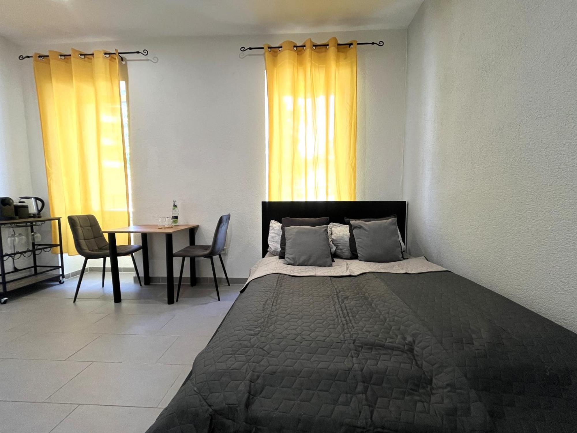 Simplex Apartments Am Europaplatz Karlsruhe Bilik gambar
