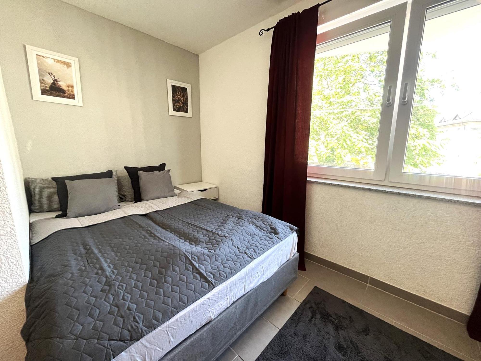 Simplex Apartments Am Europaplatz Karlsruhe Bilik gambar