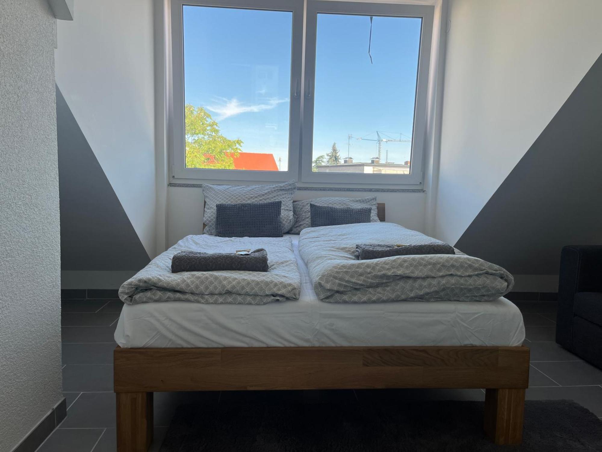 Simplex Apartments Am Europaplatz Karlsruhe Bilik gambar