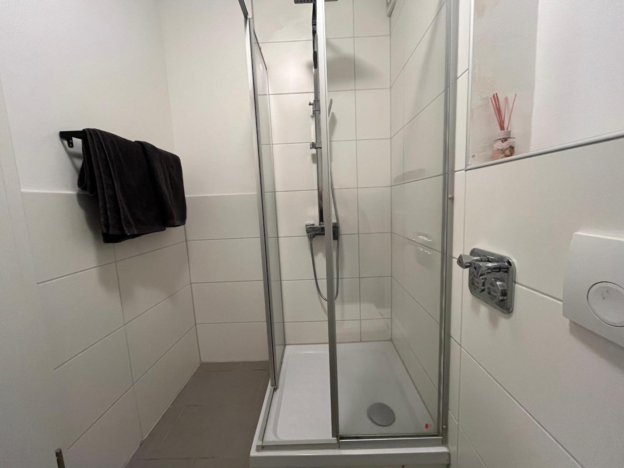 Simplex Apartments Am Europaplatz Karlsruhe Bilik gambar
