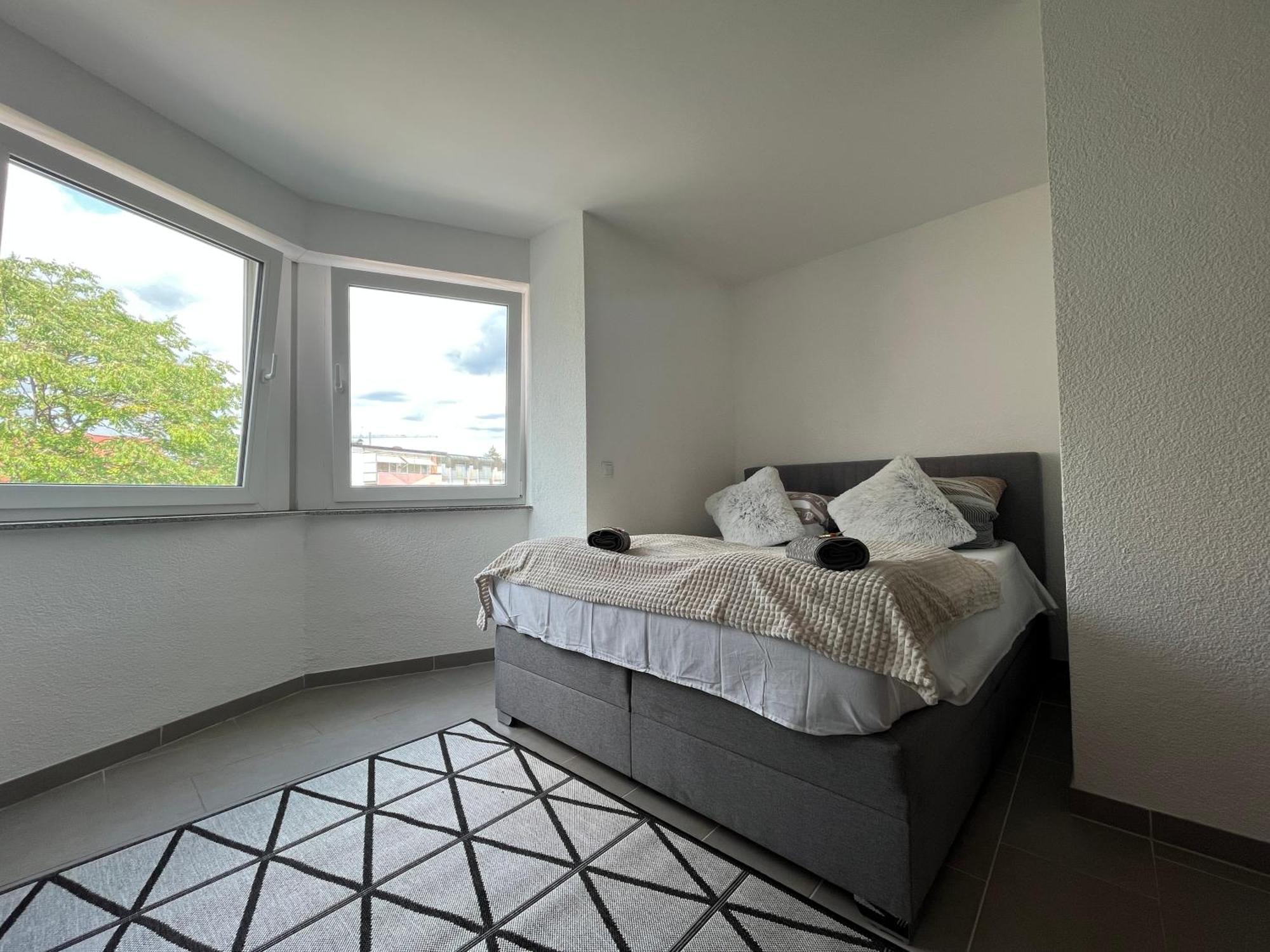 Simplex Apartments Am Europaplatz Karlsruhe Bilik gambar