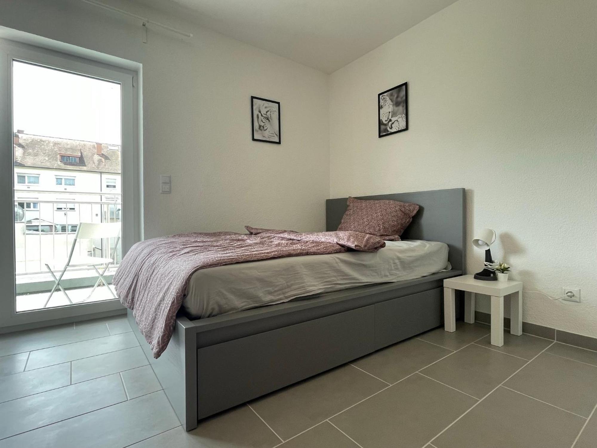 Simplex Apartments Am Europaplatz Karlsruhe Bilik gambar