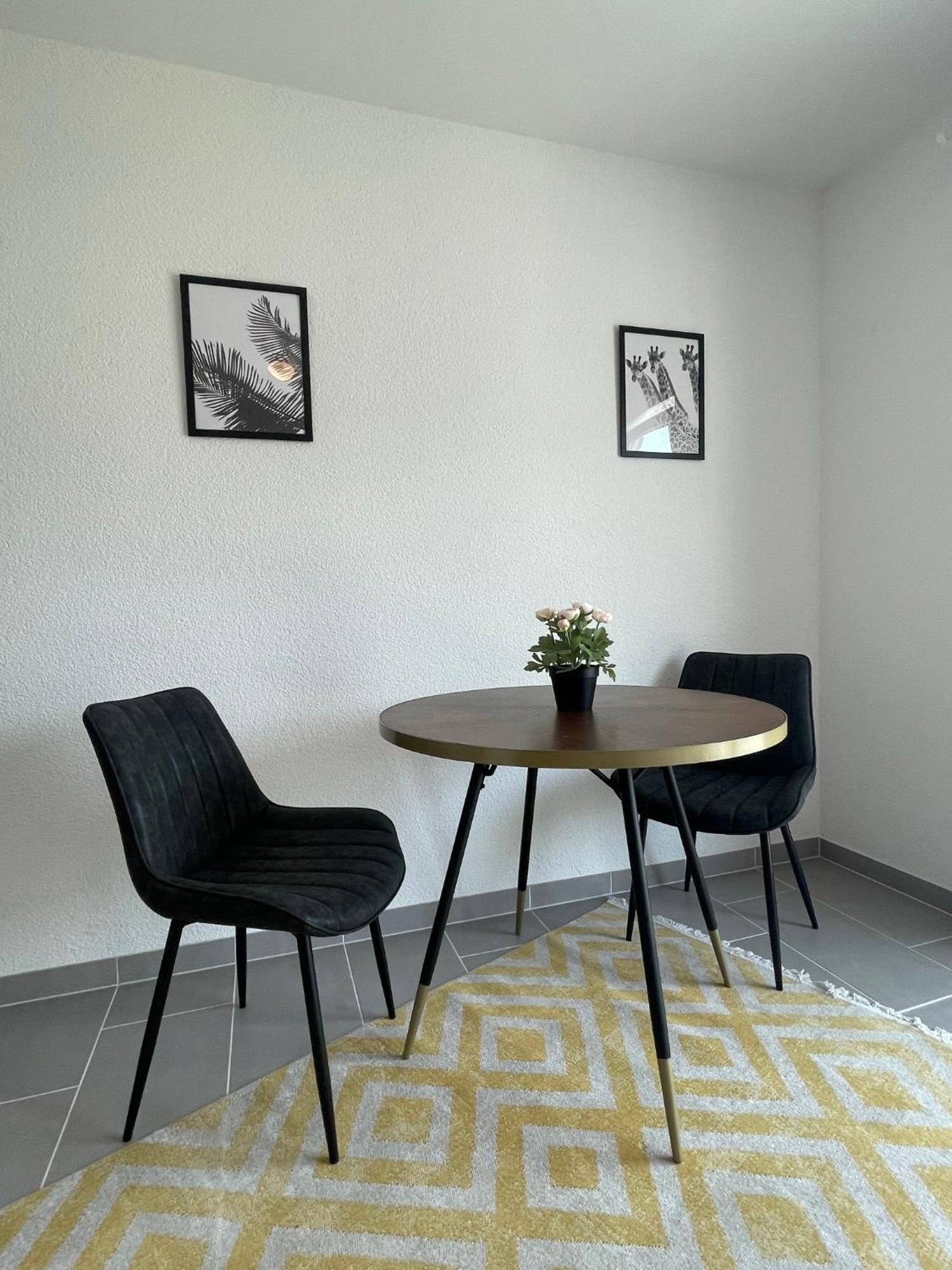 Simplex Apartments Am Europaplatz Karlsruhe Bilik gambar