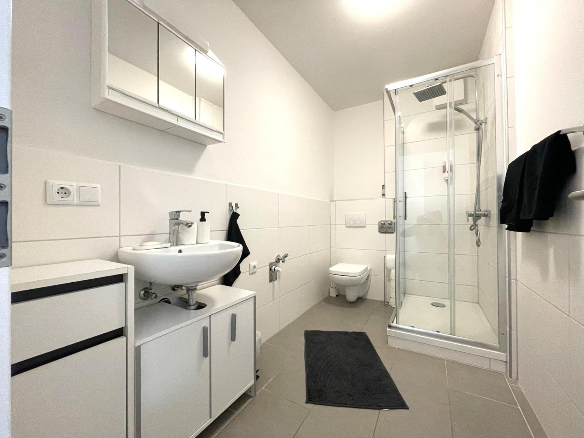 Simplex Apartments Am Europaplatz Karlsruhe Bilik gambar